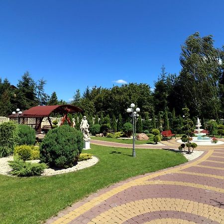 Pokoje Goscinne Anna Airport Modlin Nowy Dwor Mazowiecki Exterior photo